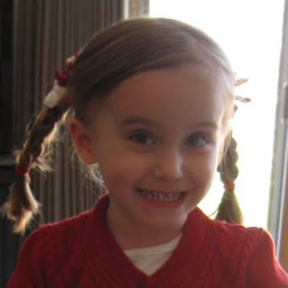 Meet your Posher, Ava